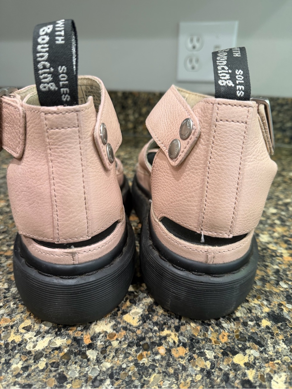 Dr martens Platform Fisherman Sandals in Light Pink size 7 - Picture 7 of 9